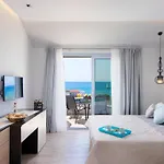 The Dome Luxury 4* يميناريا