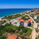 The Dome Luxury 4* يميناريا