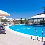 The Dome Luxury فندق 4*