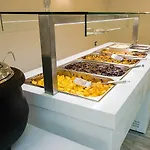 The Dome Luxury فندق يميناريا