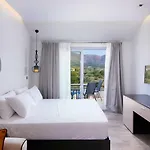 فندق The Dome Luxury يميناريا