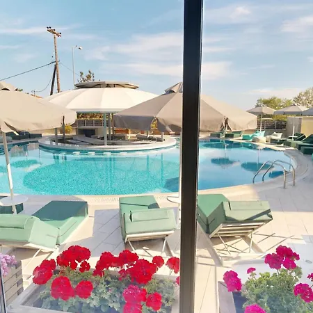 Hotel The Dome Luxury 4*