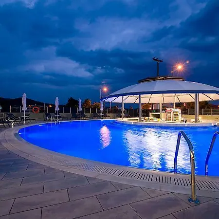Hotel The Dome Luxury 4*