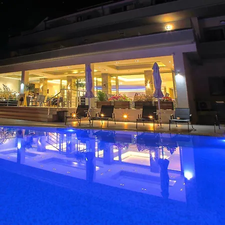 فندق The Dome Luxury يميناريا