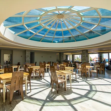 The Dome Luxury Hotell 4*
