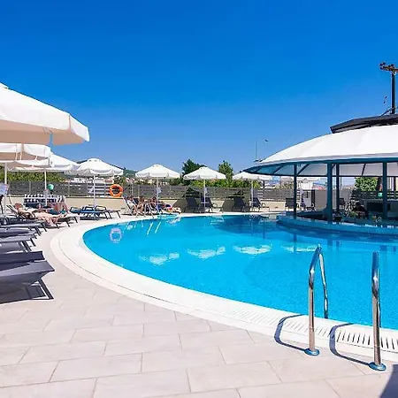 The Dome Luxury Hotel 4*