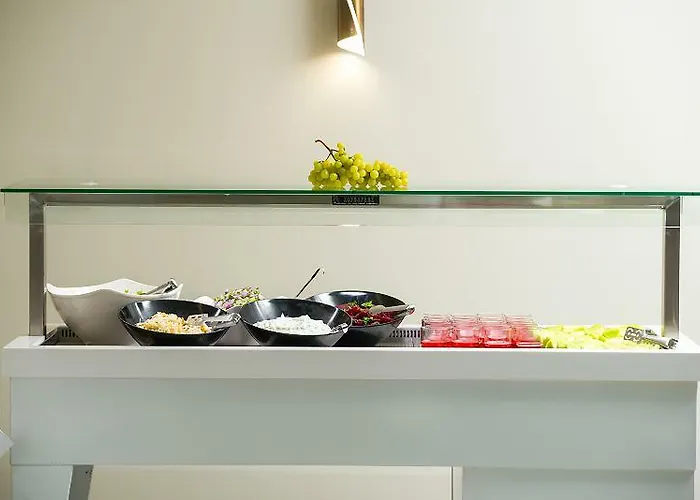 The Dome Luxury يميناريا